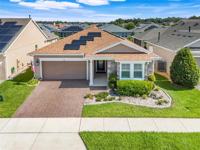 815 Hidden Moss Drive, GROVELAND