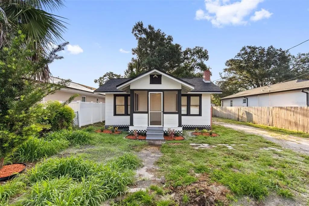 8705 N 13th Street, TAMPA