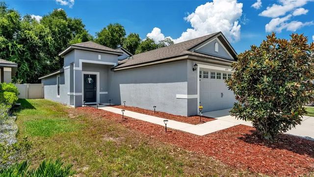 6270 Manitoba Drive, LAKELAND