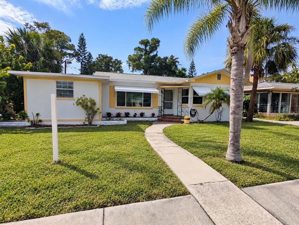 2907 49th Street S A, GULFPORT