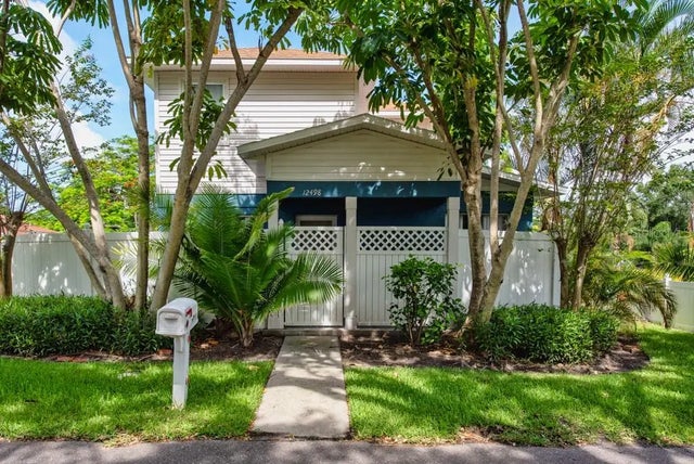 12498 143rd Street, LARGO
