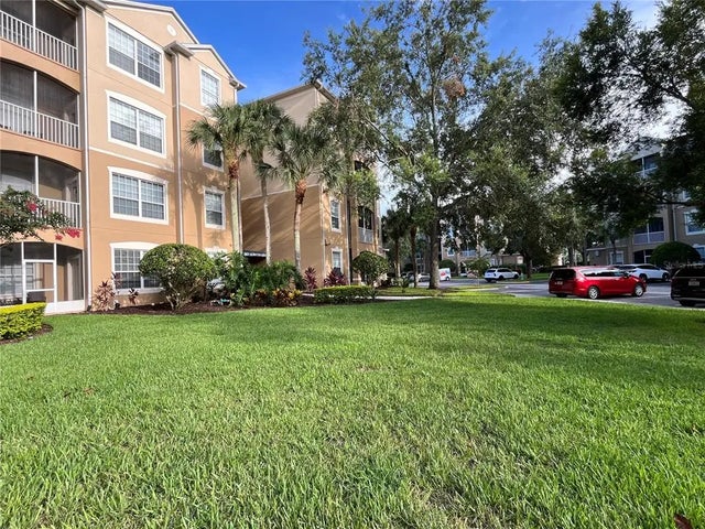 2821 Almaton Loop 104, KISSIMMEE