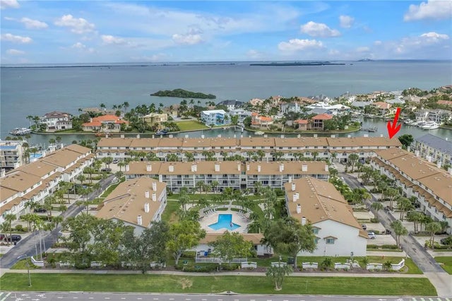 367 Madeira Circle, TIERRA VERDE