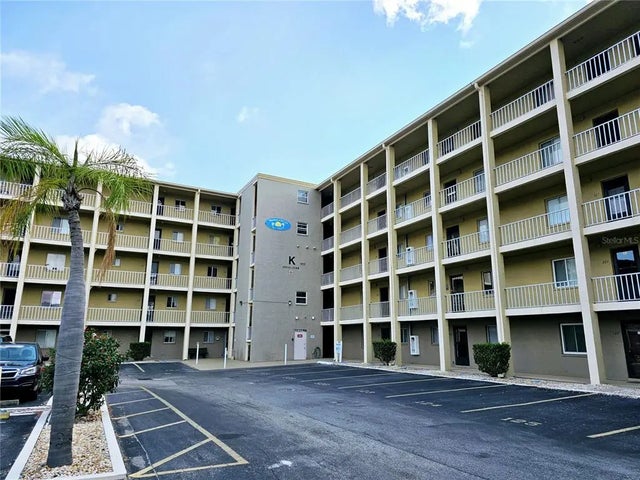 3528 Lake Bayshore Drive K-115, BRADENTON