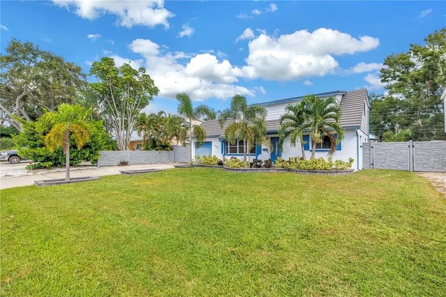6519 27th Way N, ST PETERSBURG
