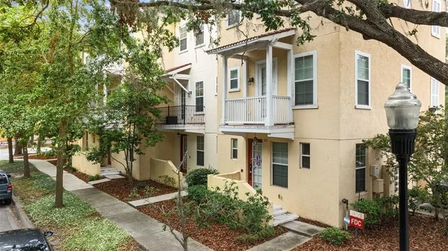 918 Sombra Street, TAMPA