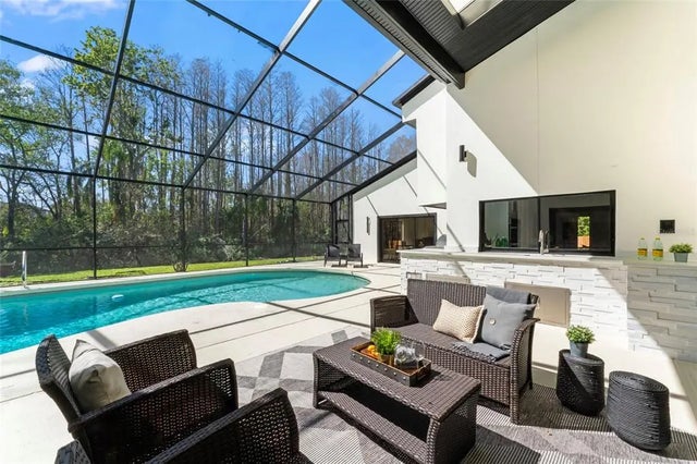 4520 Pine Hollow Drive, TAMPA