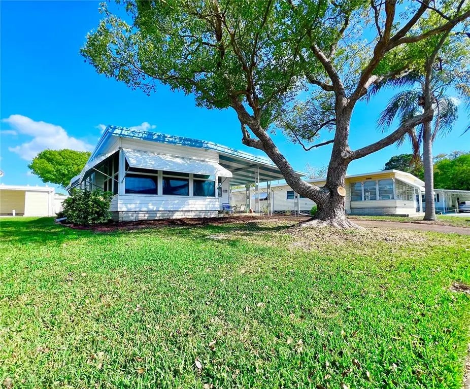 1100 Belcher Road S 720, LARGO