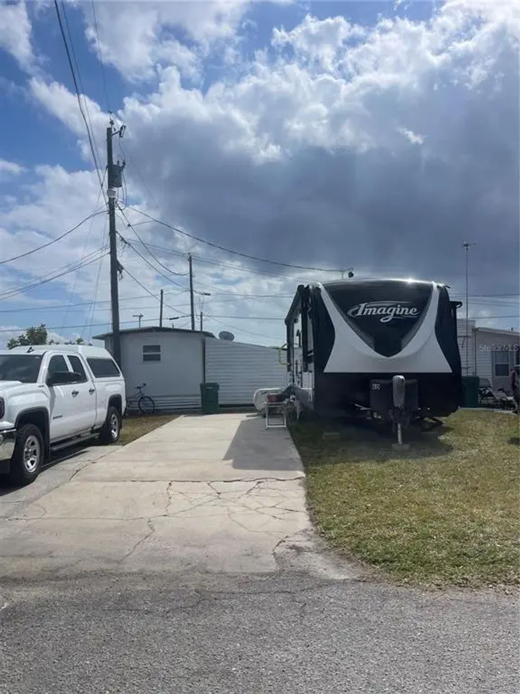 40 Illinois Street, PALMETTO
