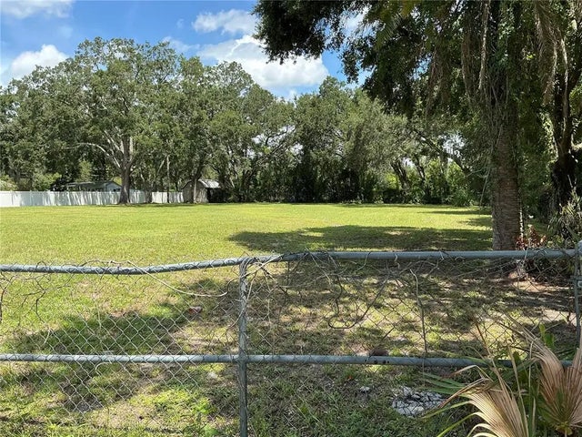 301 W 131st Avenue, TAMPA