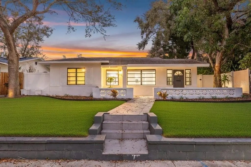 181 20th Avenue N, ST PETERSBURG