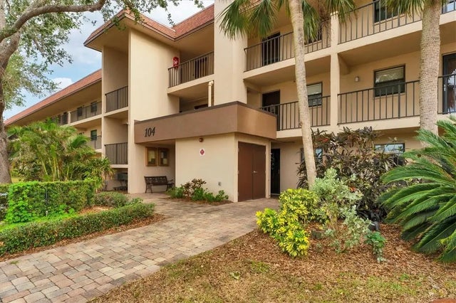 104 Capri Isles Boulevard 112, VENICE