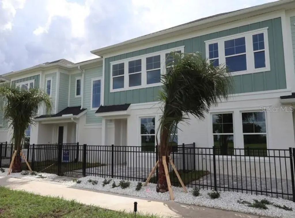 3542 Caspian Chervil Street, WESLEY CHAPEL