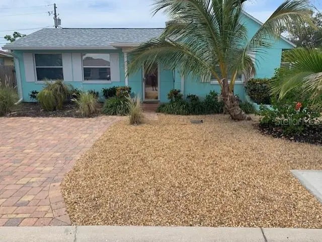 411 Virginia Avenue, MADEIRA BEACH