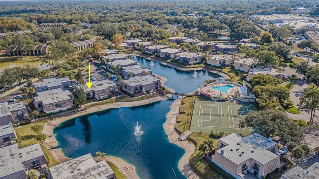 15314 E Pond Woods Drive, TAMPA