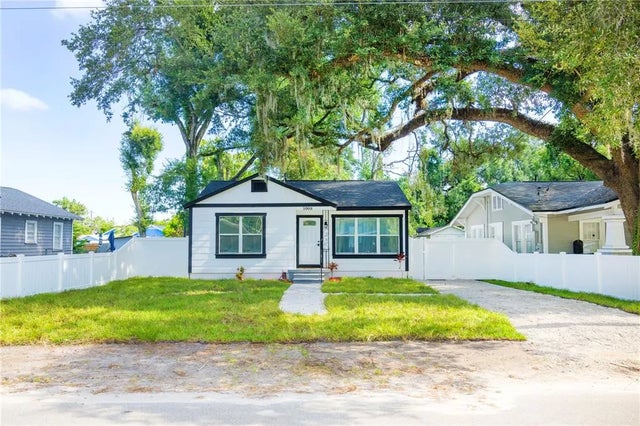 1008 E North Bay Street, TAMPA