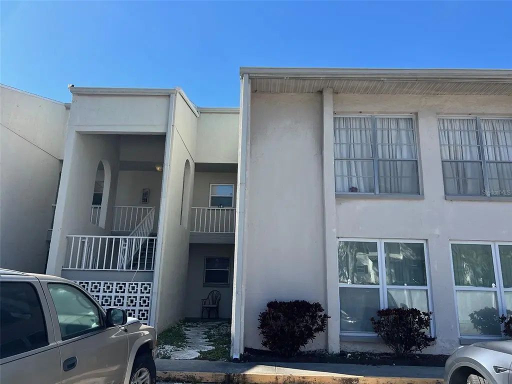 2625 State Road 590 2514, CLEARWATER