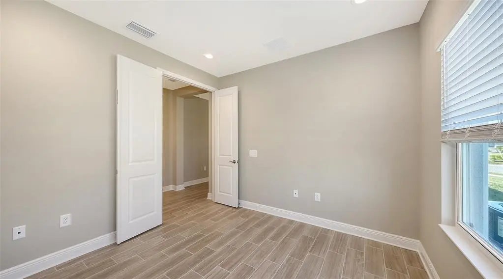 Gulf Shores Realty: 8 0ede1d4830f98a853f3533bdd4d3a627 l