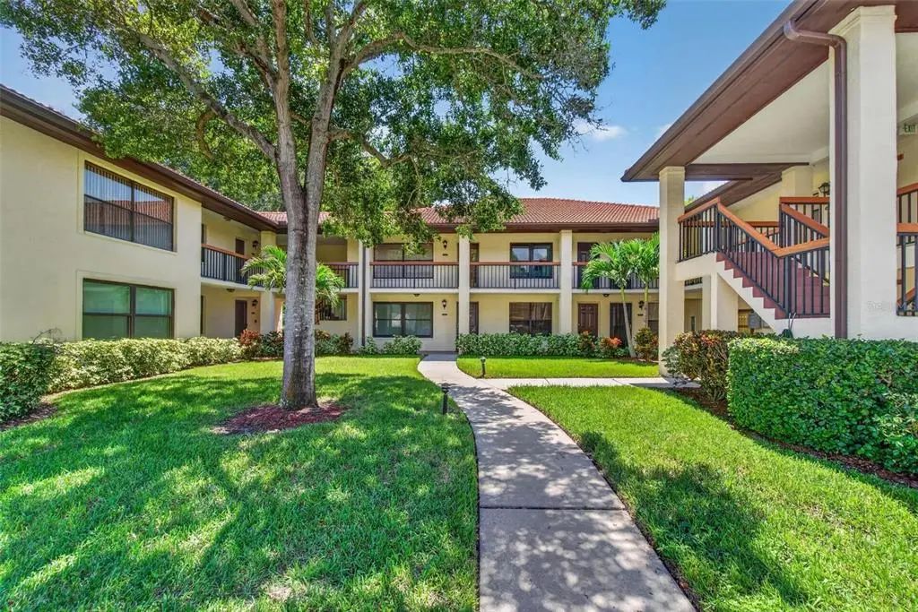 1602 Hammock Pine Boulevard 1602, CLEARWATER