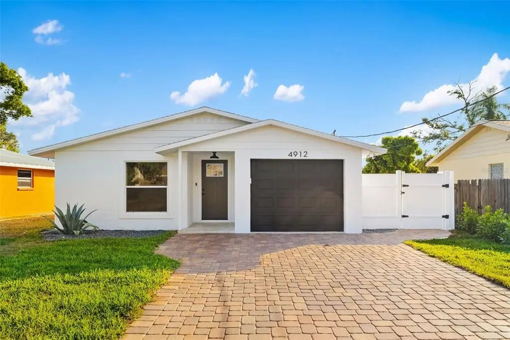 4912 George Avenue, SARASOTA
