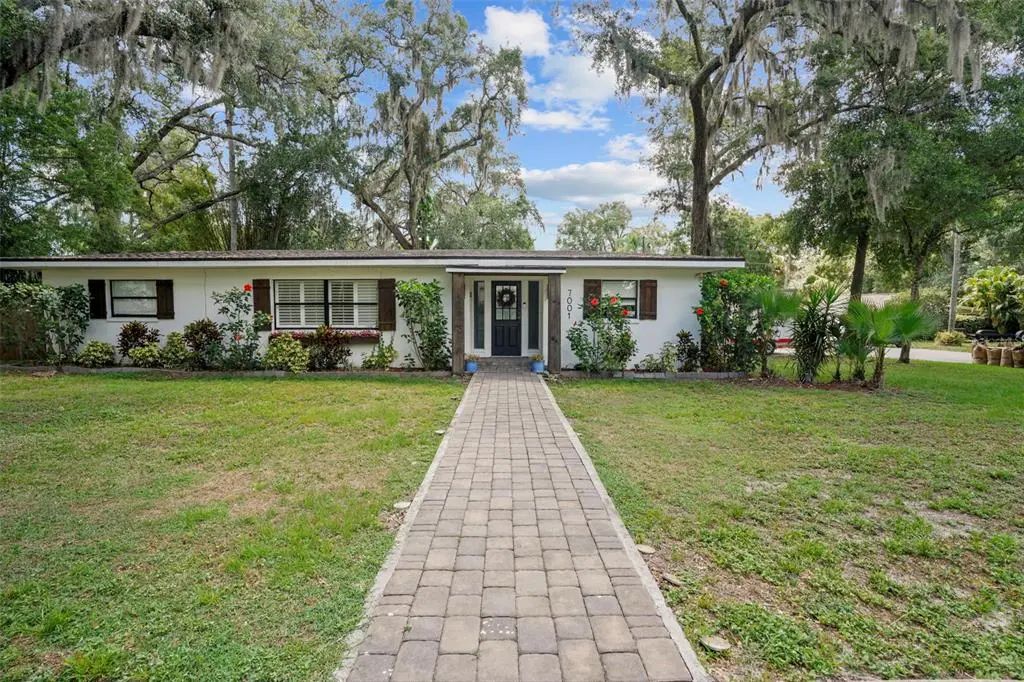 7001 North 15th Street, TAMPA