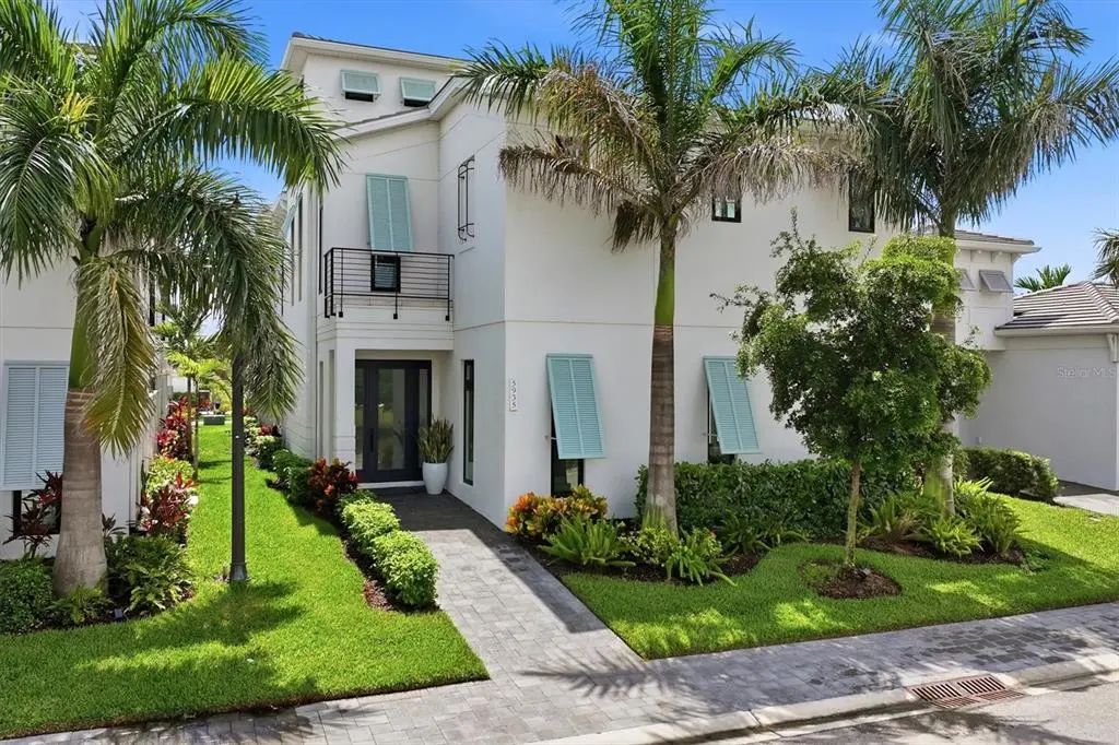 5935 Redbay Boulevard, BRADENTON