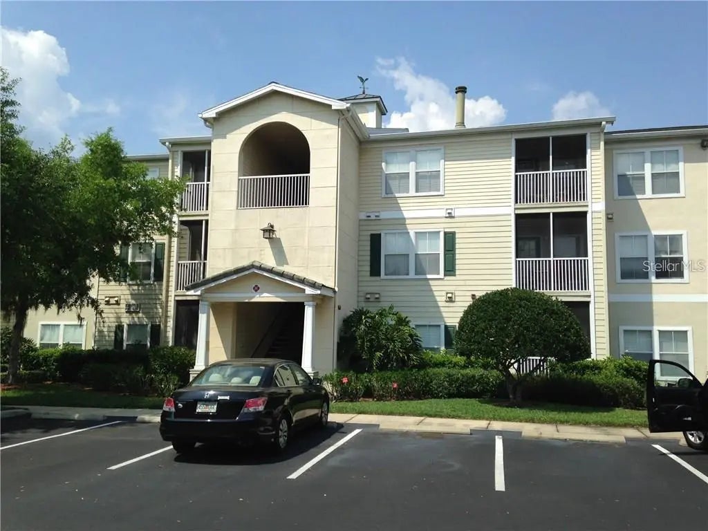 18322 Bridle Club Drive 18322, TAMPA