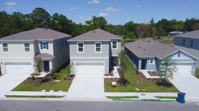 217 Gina Lane, DAVENPORT