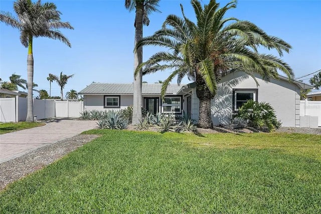 3755 Belle Vista Drive E, ST PETE BEACH