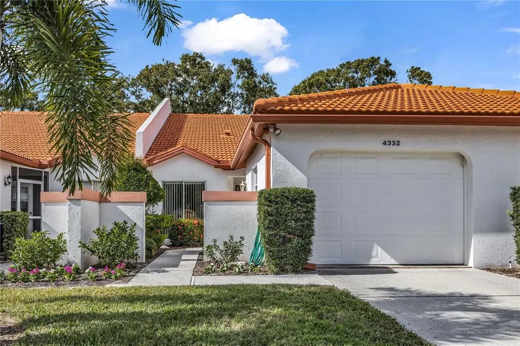 4332 Marseilles Avenue 3236, SARASOTA