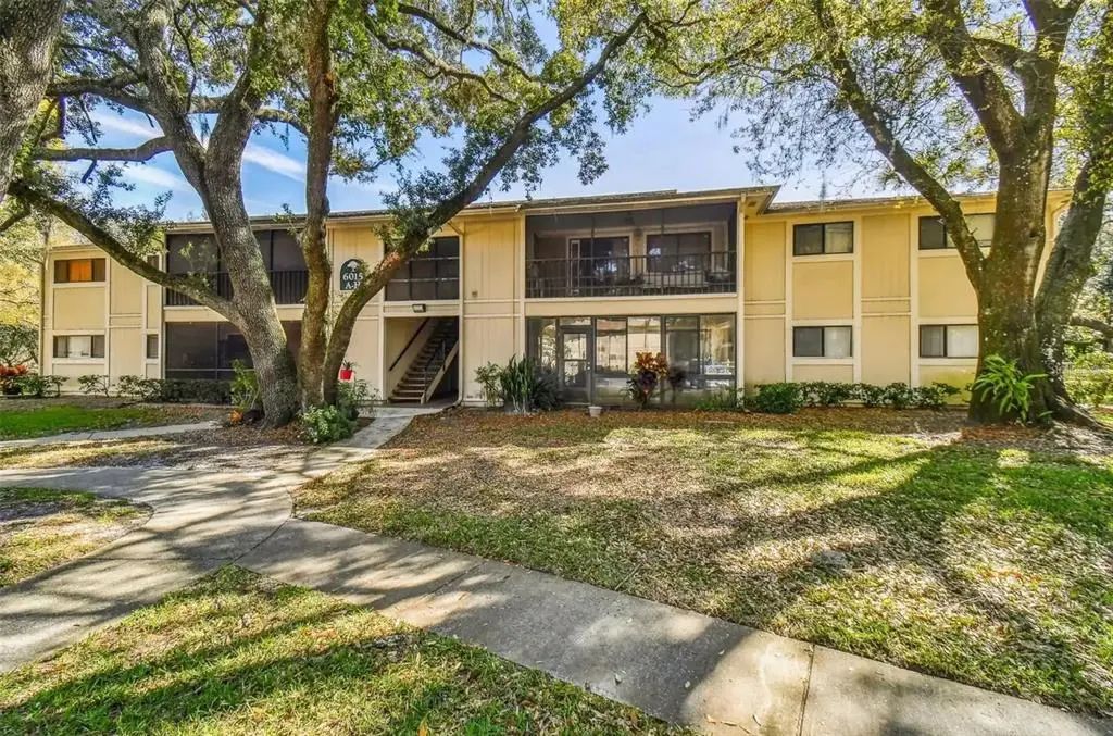 6015 Laketree Ln E, TEMPLE TERRACE
