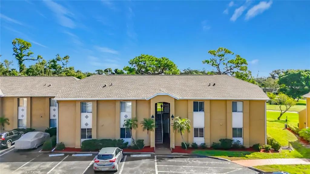 1935 Toucan Way 302, SARASOTA