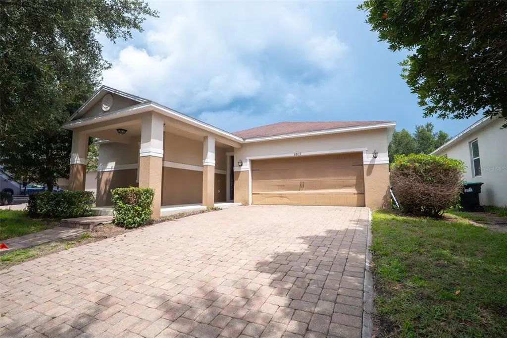 8809 Arrabida Lane, ORLANDO