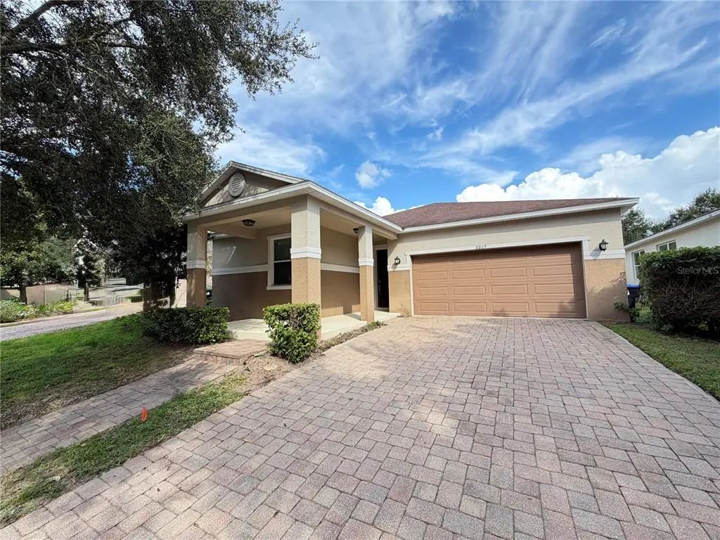 8809 Arrabida Lane, ORLANDO