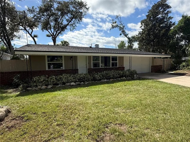 922 Parkwood Drive, ORMOND BEACH