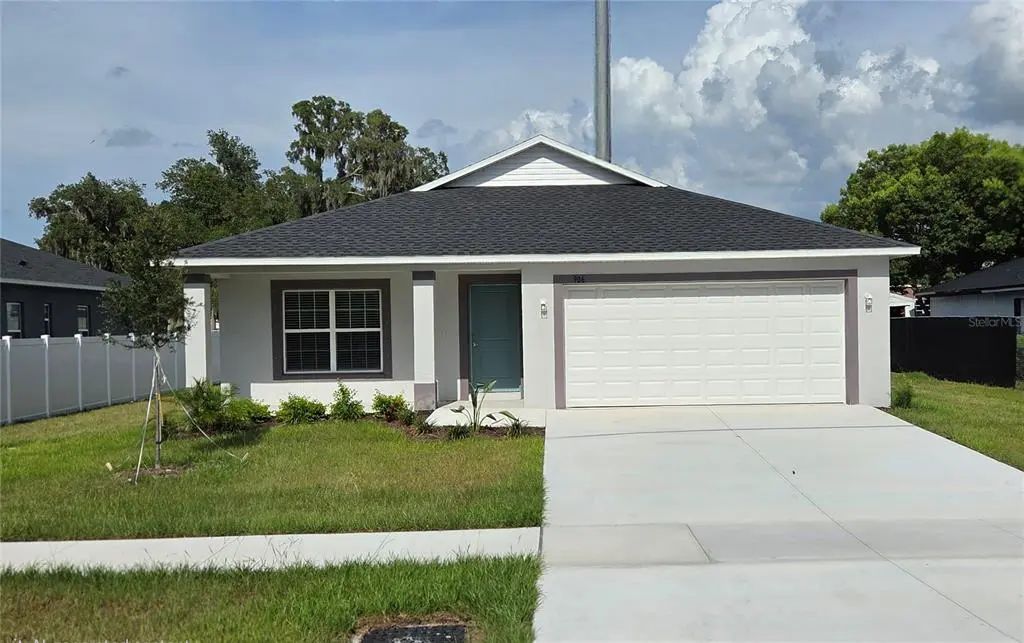 906 7th Street, WIMAUMA