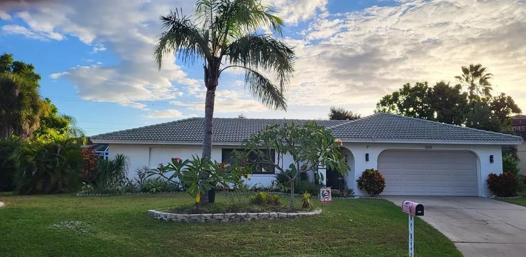 3619 Pembrook Drive, SARASOTA