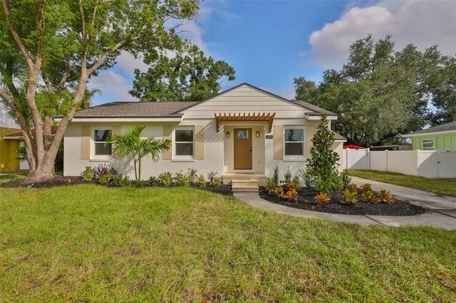 2125 W Ferris Avenue, TAMPA