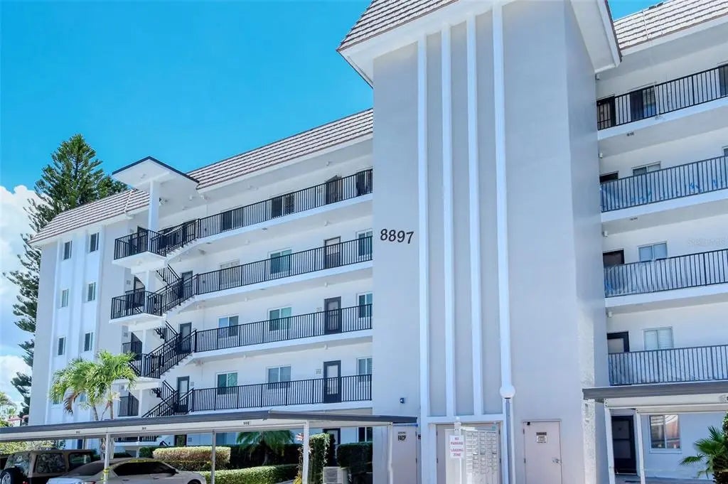 8897 Midnight Pass Road 105