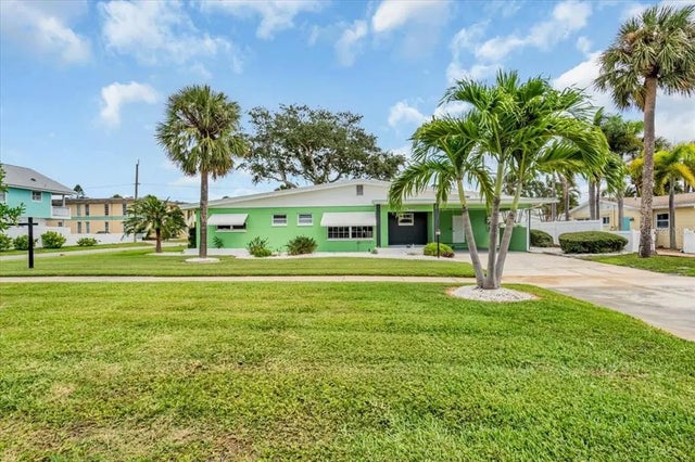 3002 58th Street S, GULFPORT