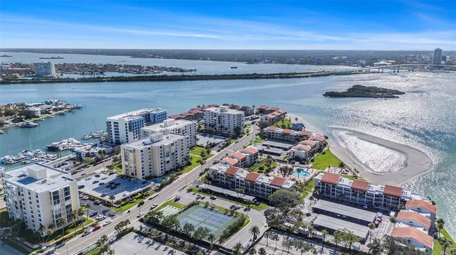 830 S Gulfview Boulevard 102, CLEARWATER BEACH