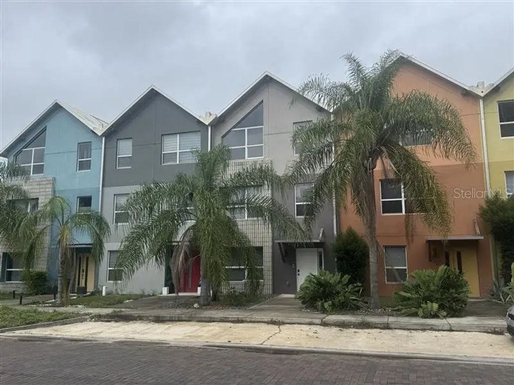 1603 Woodward Street 18, ORLANDO