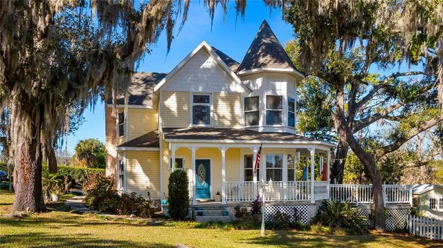 110 West Minnehaha Avenue, CLERMONT