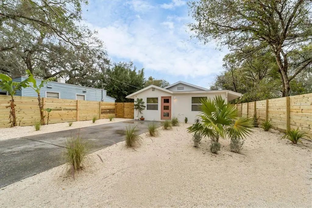 2441 Novus Street, SARASOTA