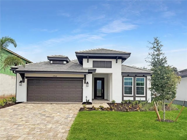 17032 Savory Mist Circle, LAKEWOOD RANCH