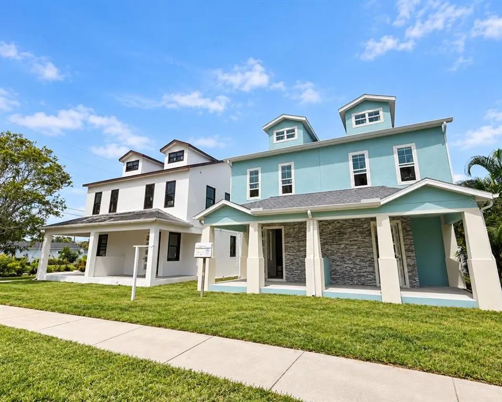 6177 1st Avenue N, ST. PETERSBURG