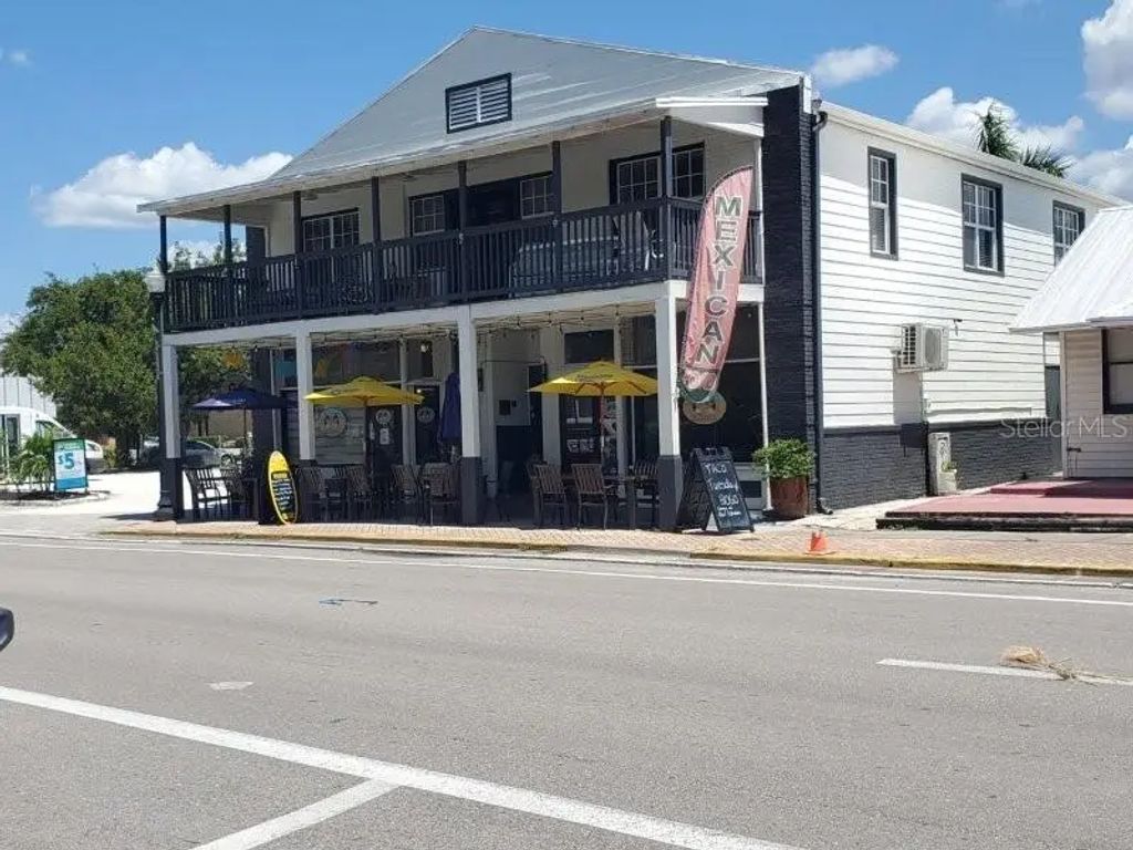 209 W Olympia Avenue, PUNTA GORDA