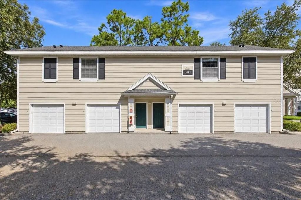 341 Southern Pecan Circle 202, WINTER GARDEN