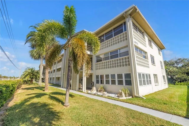 4455 Duhme Road 109, ST PETERSBURG