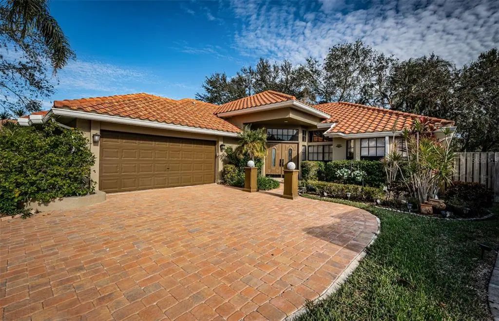 1001 Live Oak Avenue Ne, ST. PETERSBURG